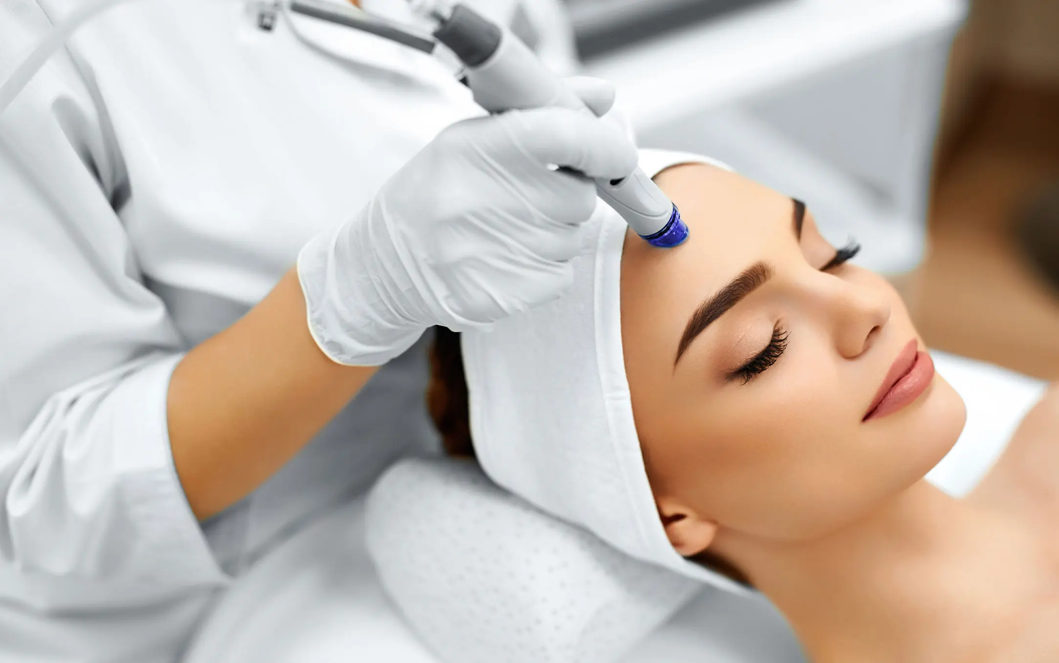 What Is Collagen Lift Therapy and How Can It Help Ageing, Loose Skin Woodford?